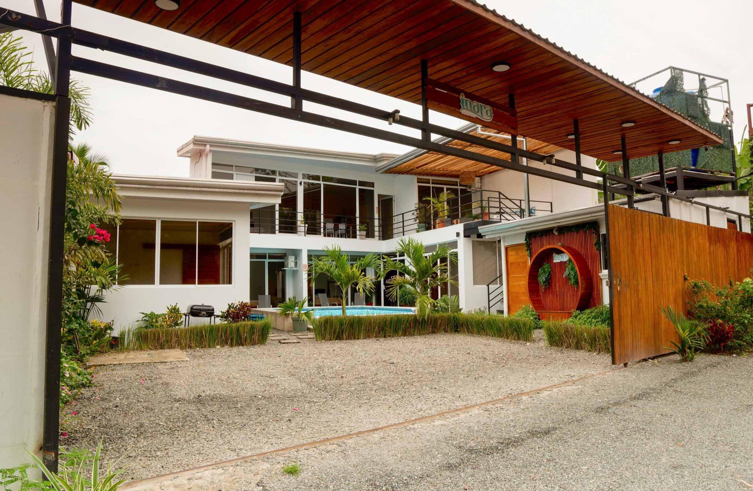 Complejo de 3 Villas con Piscina cerca de Playa Negra